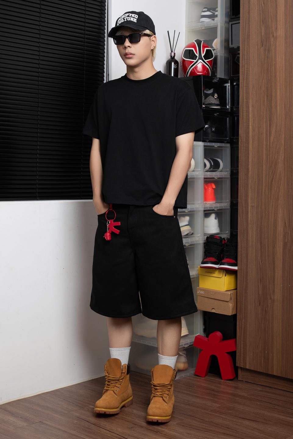 TUMS DENIM SHORT - BLACK