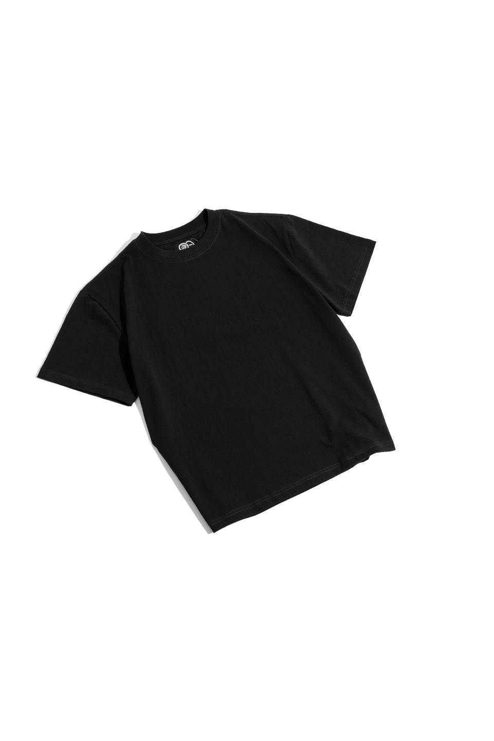 LOWKEY & RICH T-SHIRT - Black