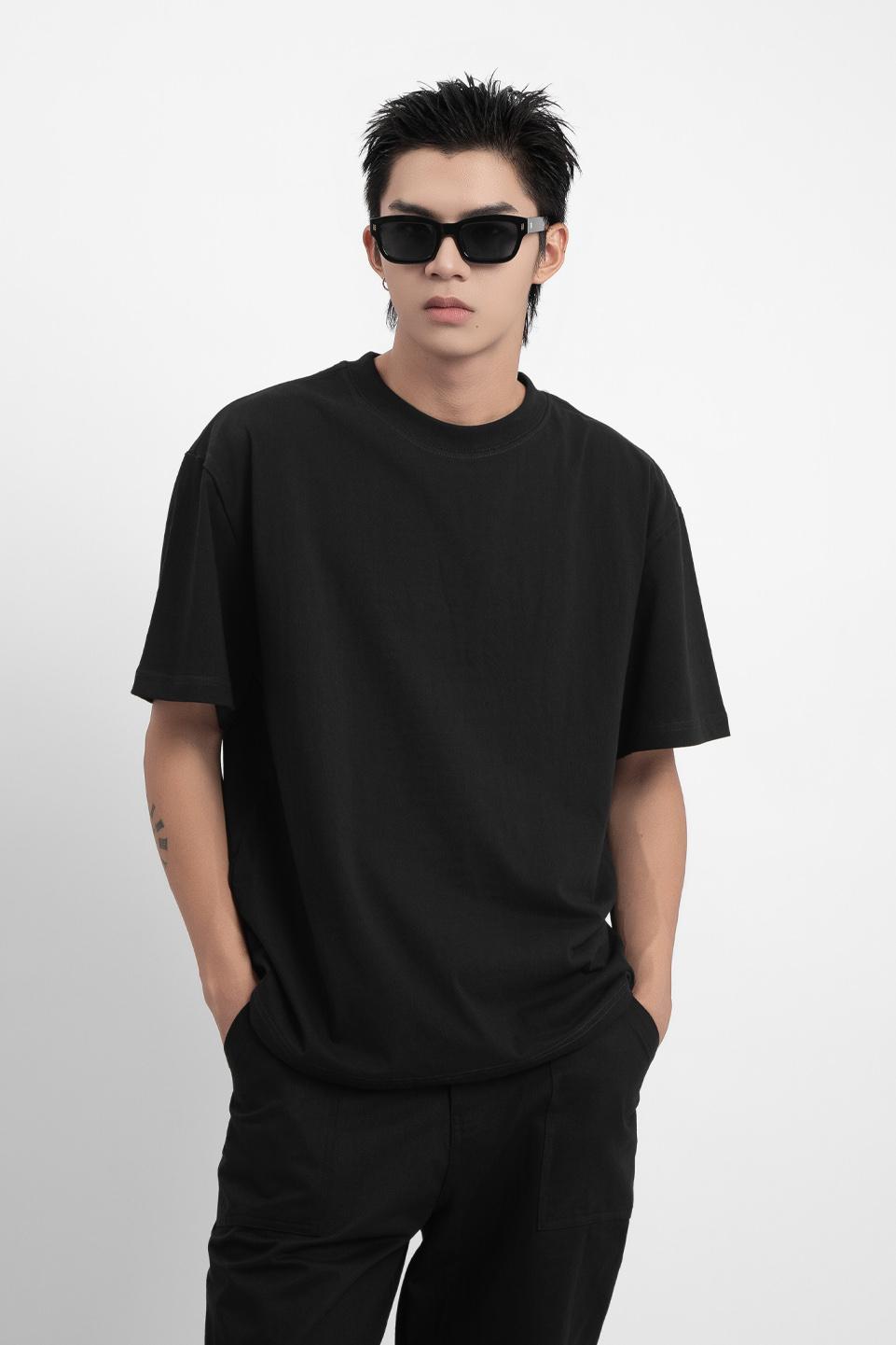 LOWKEY & RICH T-SHIRT - Black