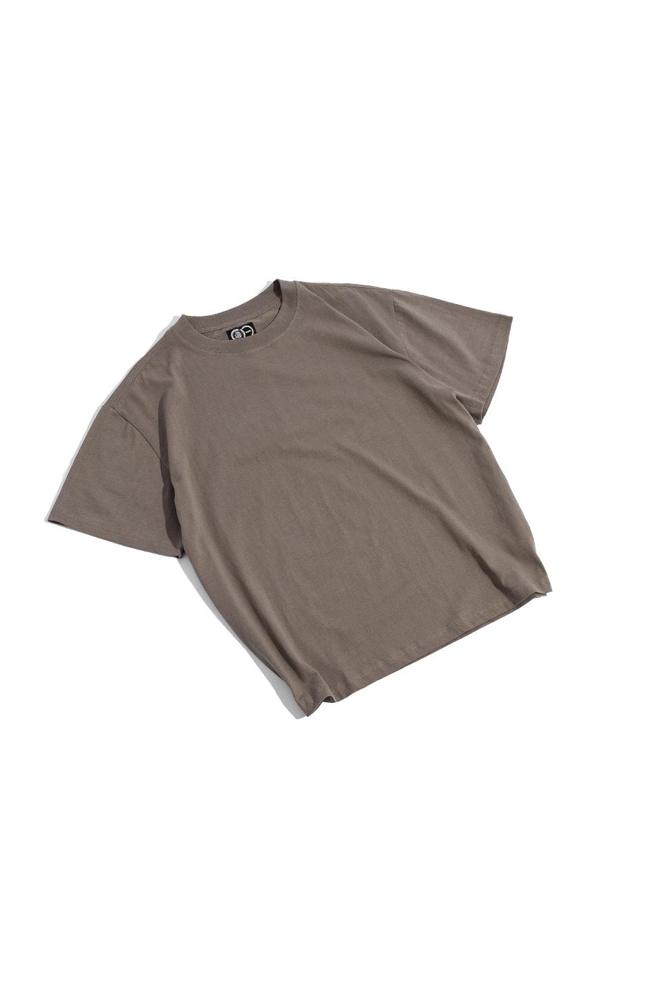 LOWKEY & RICH T-SHIRT - Pastel Brown
