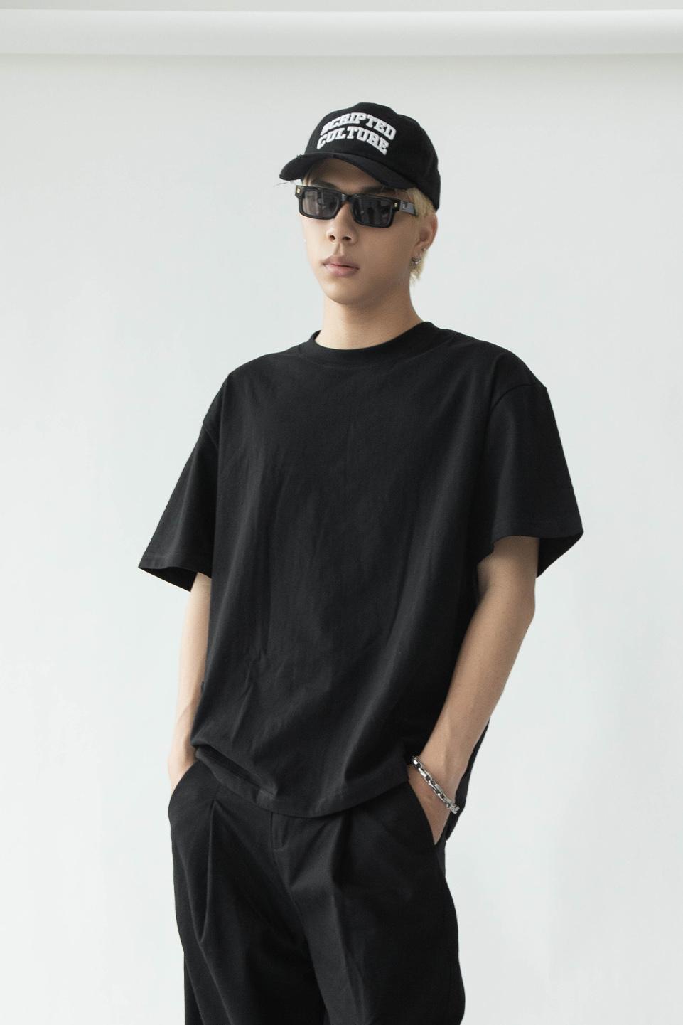 PREMIUM TSHIRT - BLACK