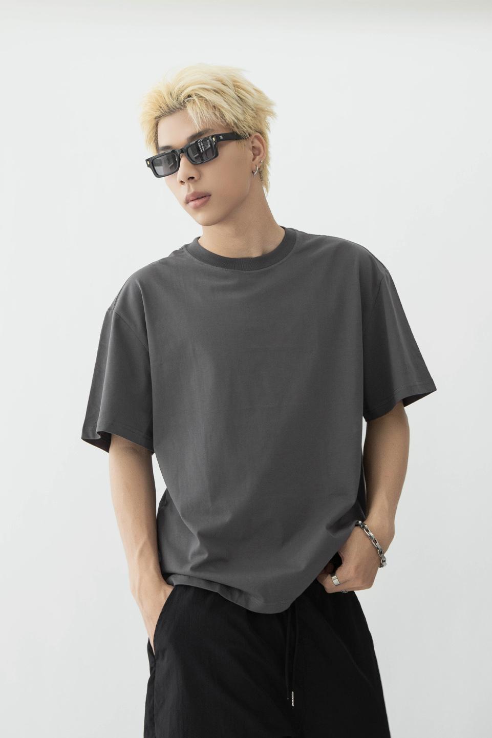 PREMIUM TSHIRT - GRAY