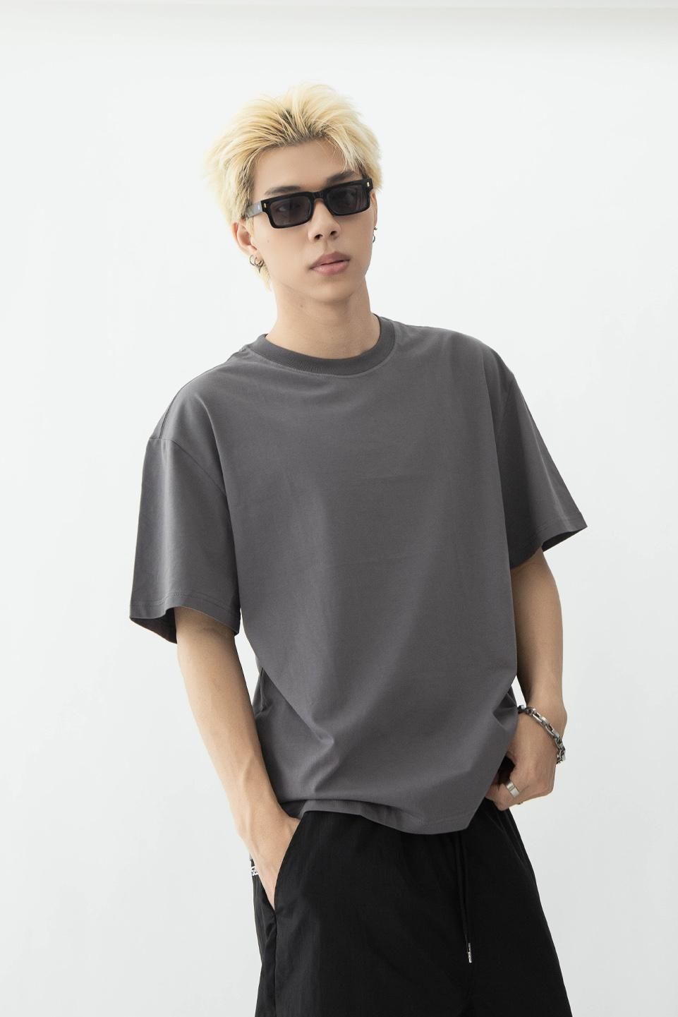 PREMIUM TSHIRT - GRAY