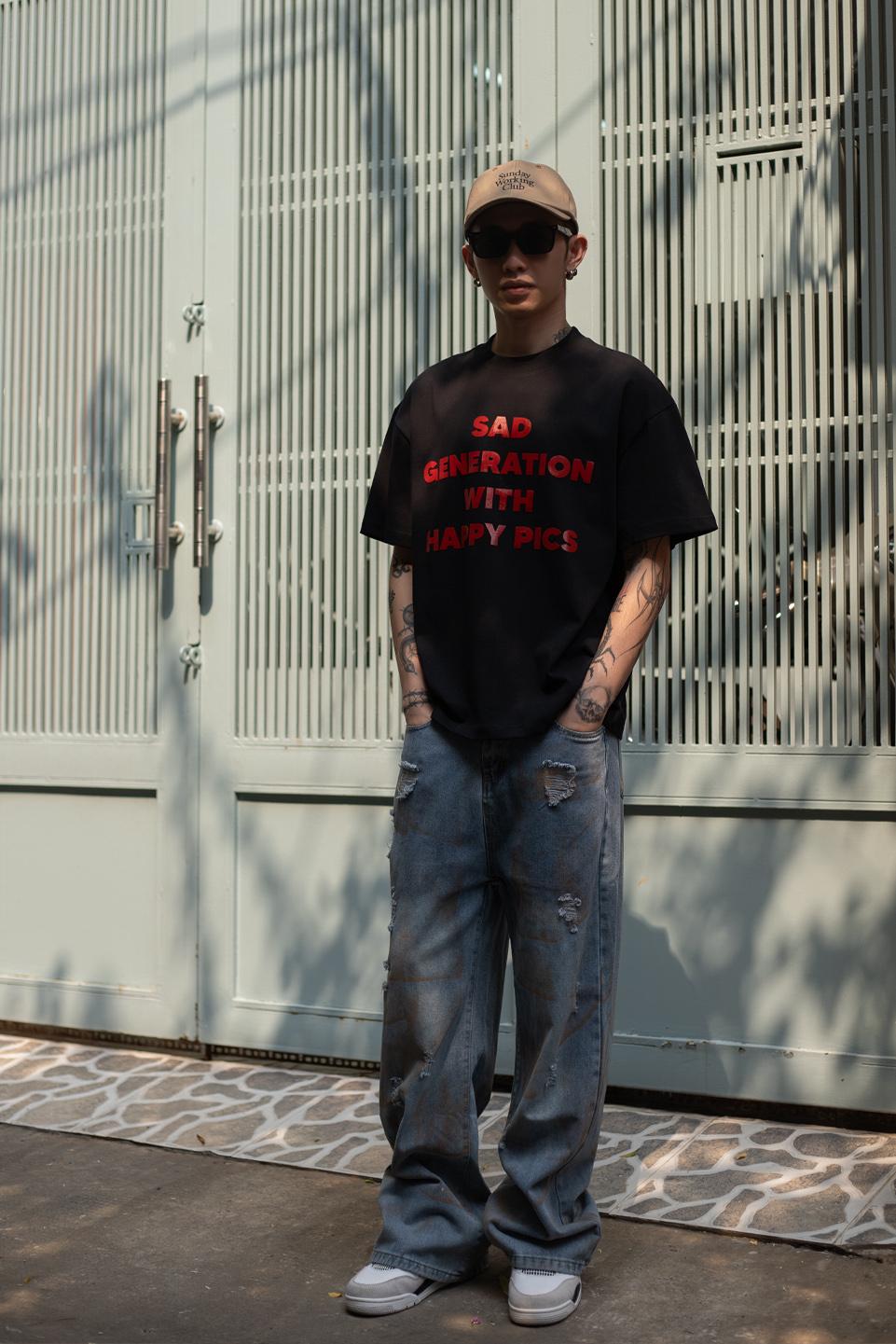 HAPPY PICS T-SHIRT