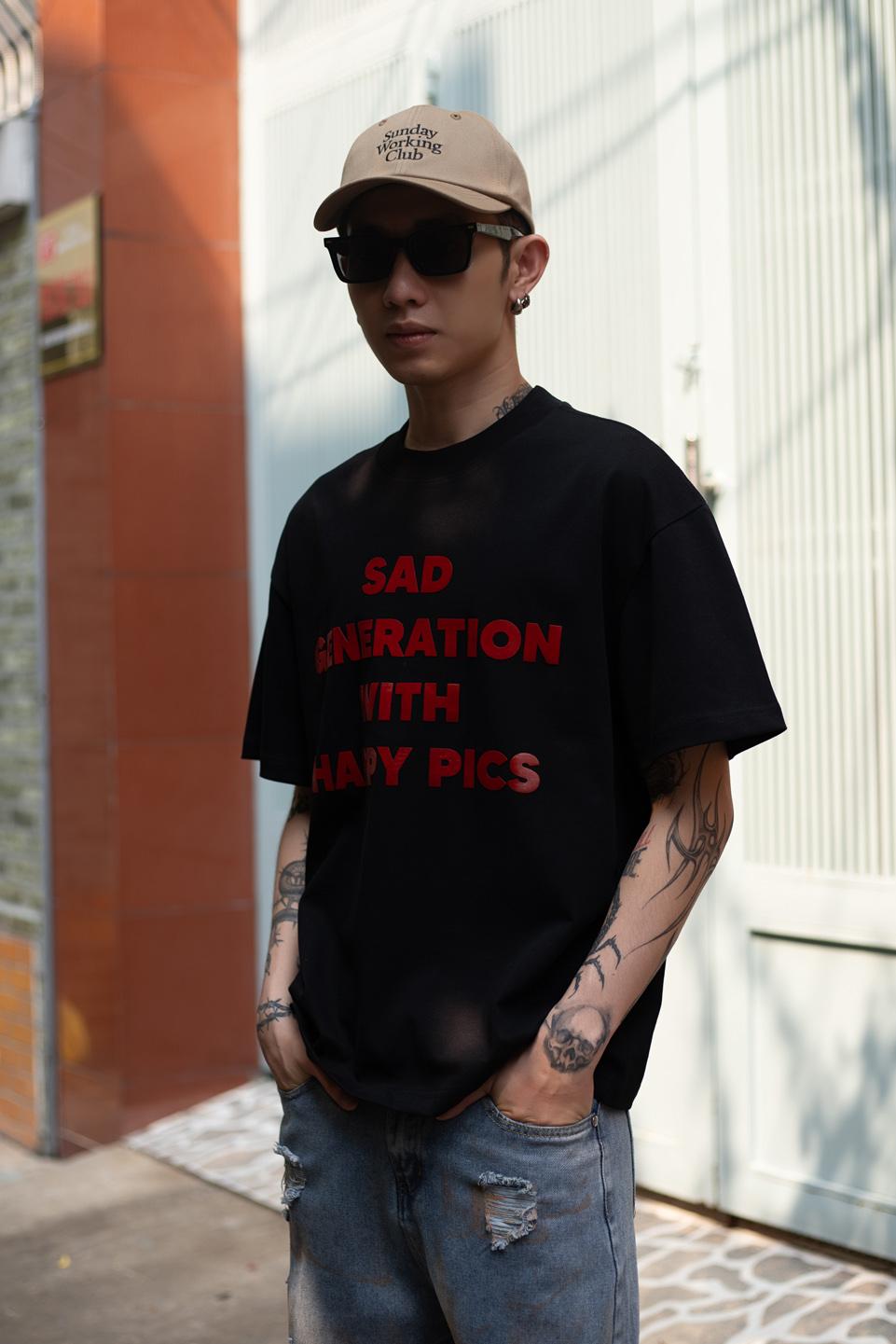 HAPPY PICS T-SHIRT