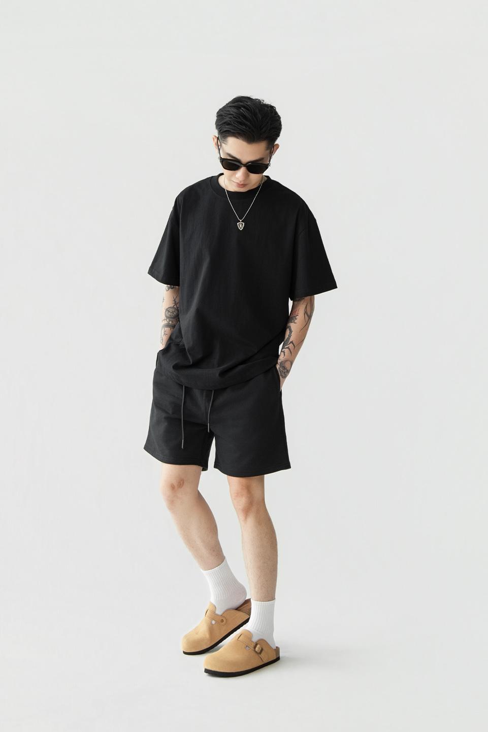 SWEAT SHORT - BLACK